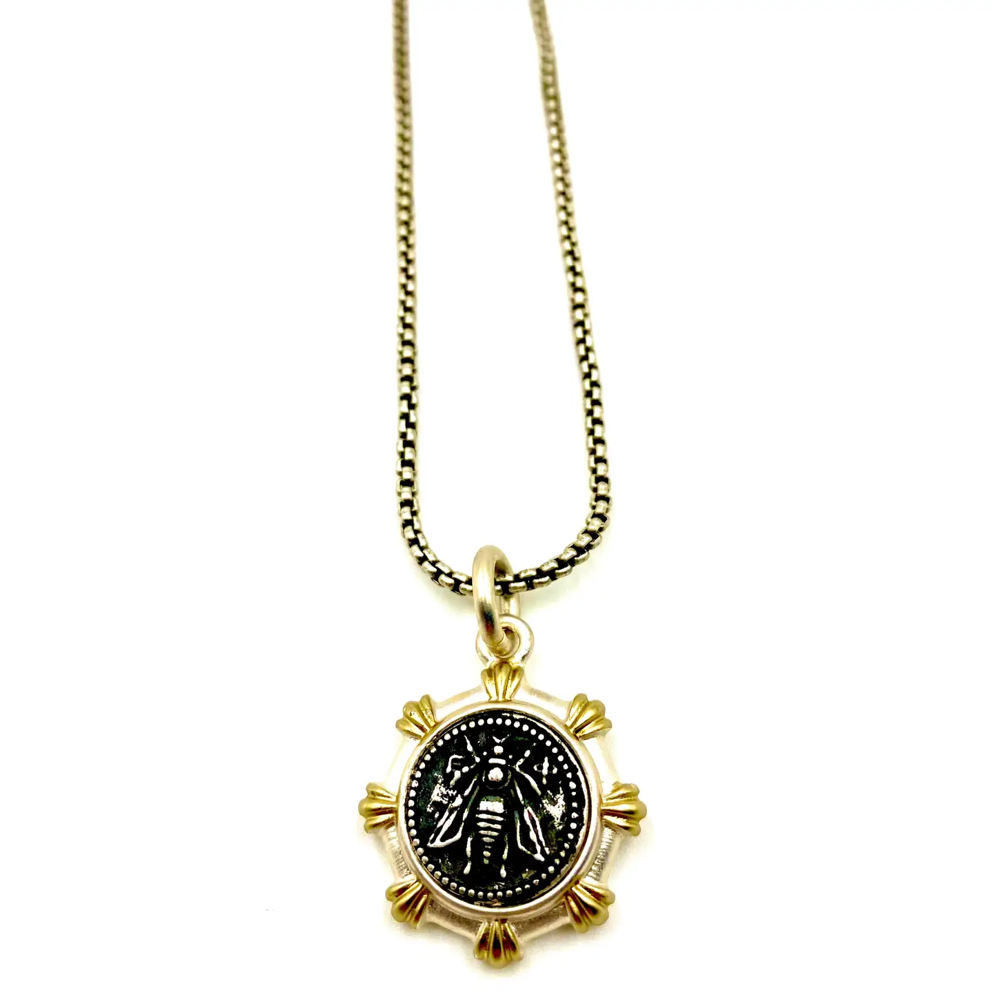 Sting Necklace