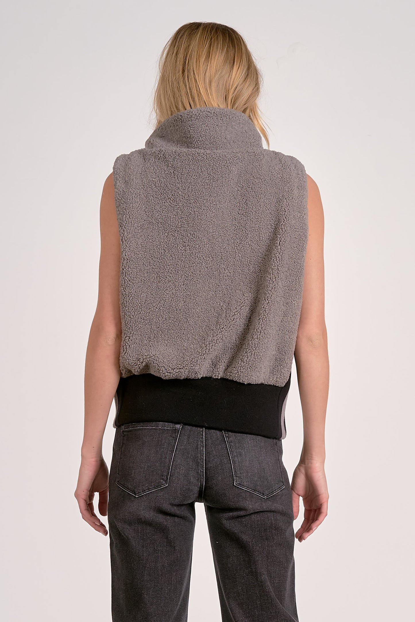 Anna Vest Grey