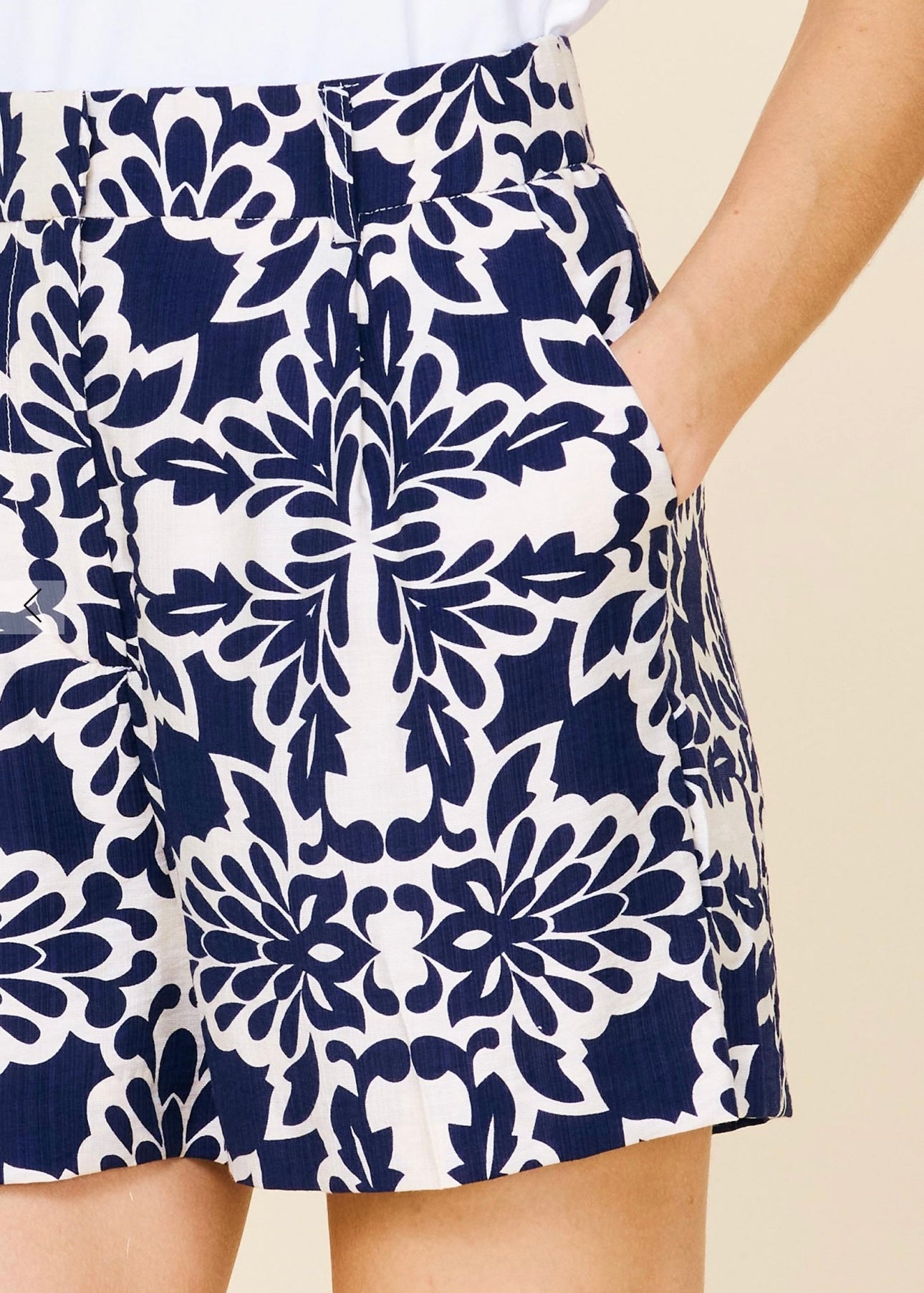 Roslyn Shorts