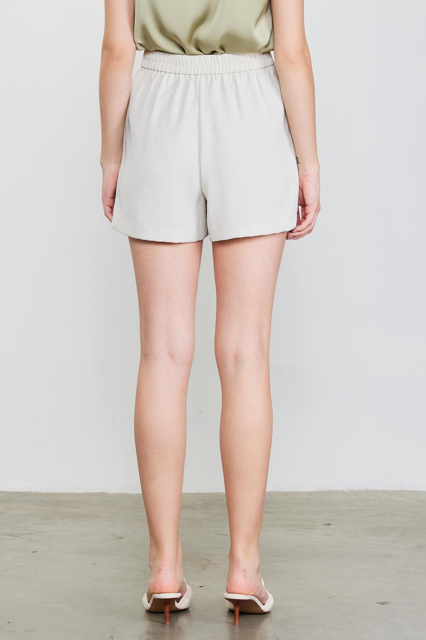 Brianna Shorts Oyster