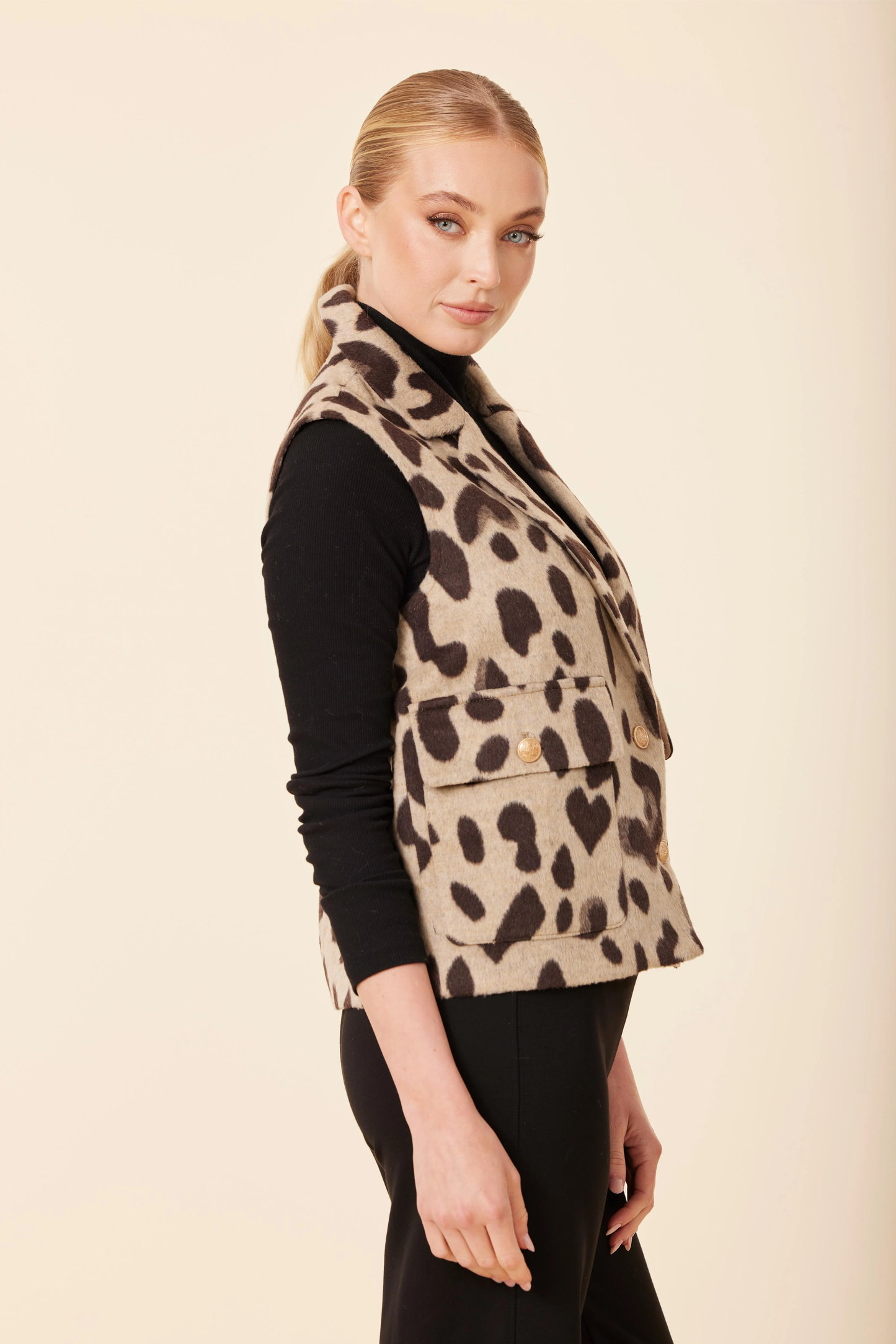 Tina Vest