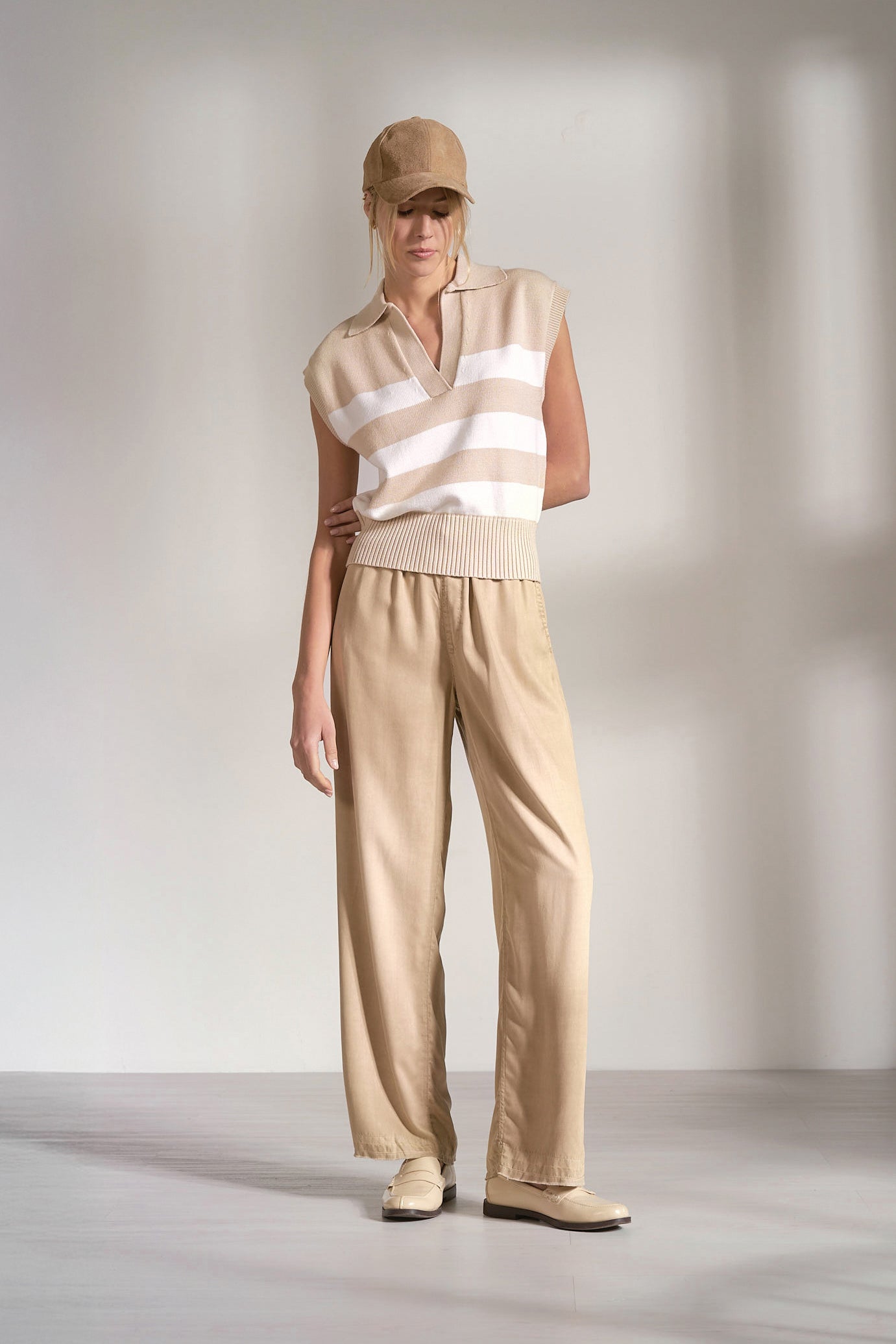 Stewart Top Tan