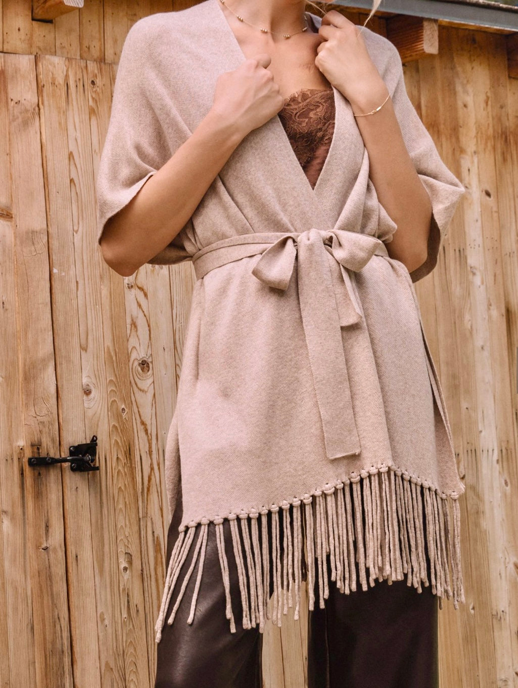 Oakley Poncho