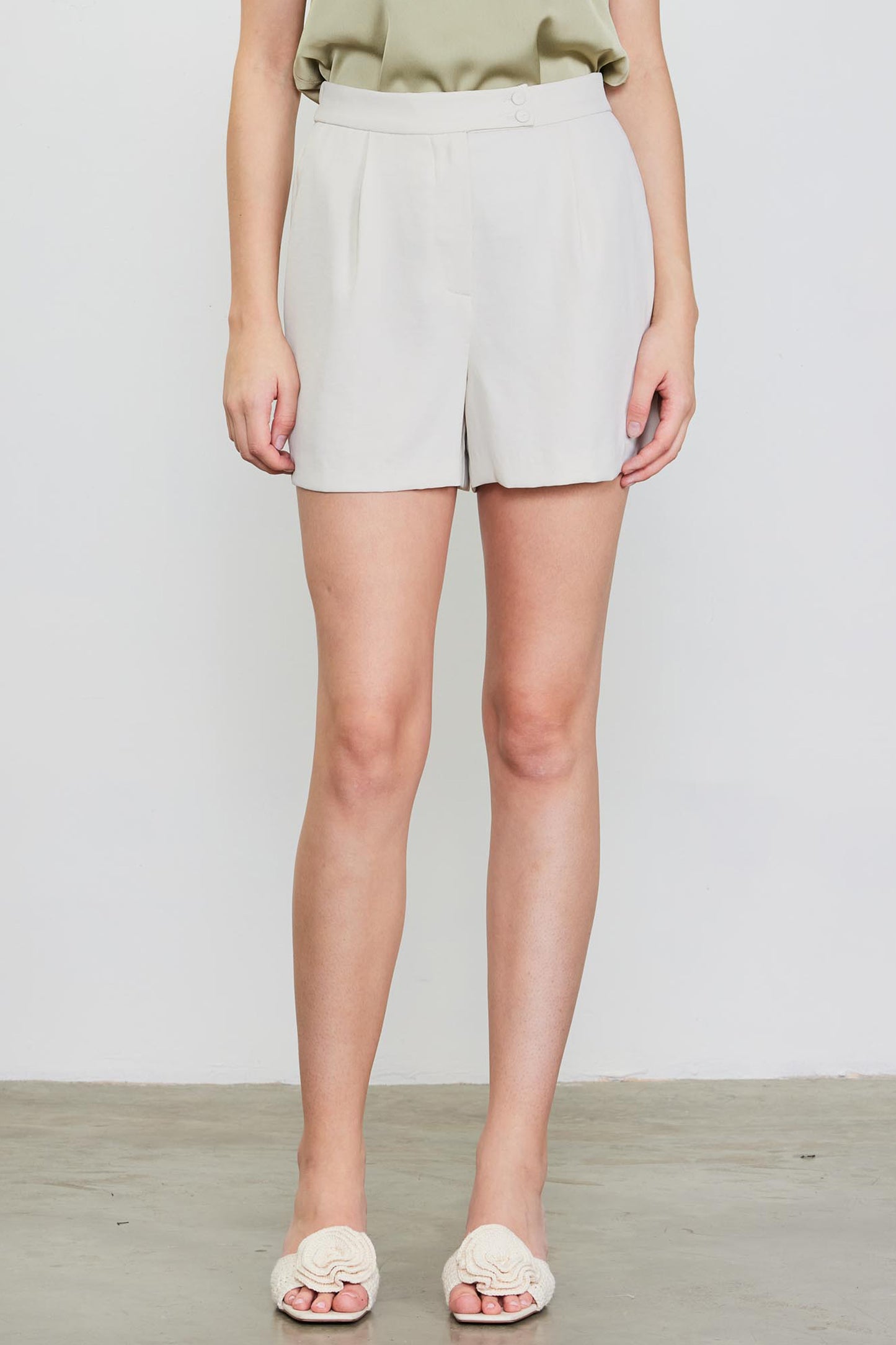 Brianna Shorts Oyster