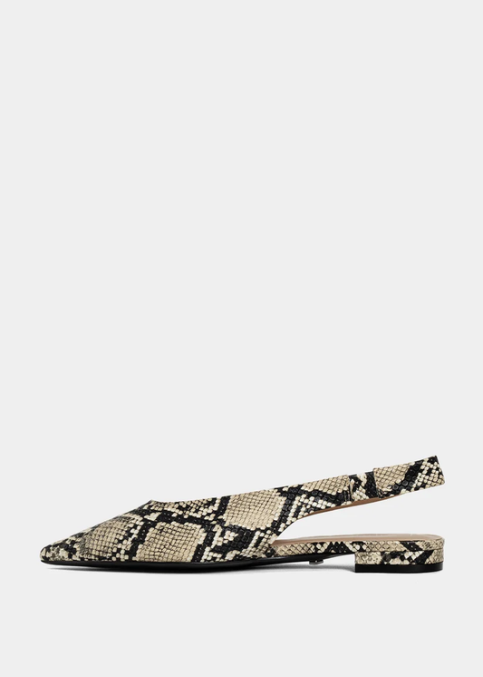 Amelia Flats
