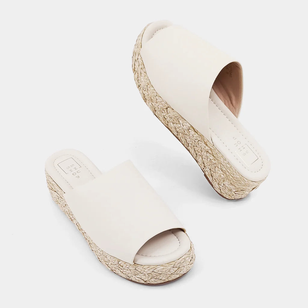 Lizzie Wedge Sandal Bone