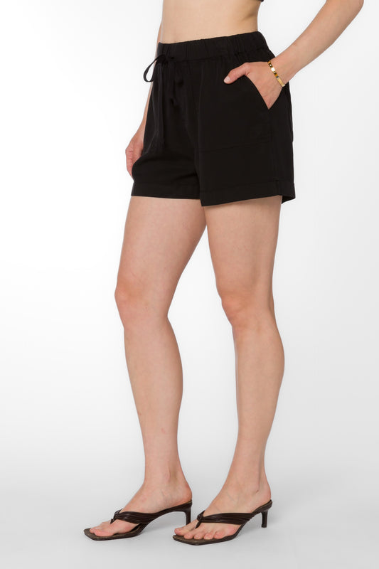 Lyra Shorts Black